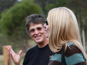 2011-08-27-507 Melissa and Lynda (c) Jason Grossman.jpg